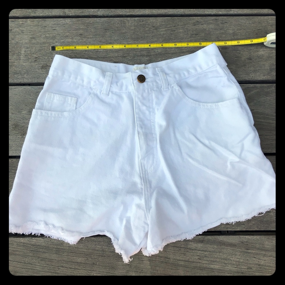 VINTAGE late 90’s VS denim shorts